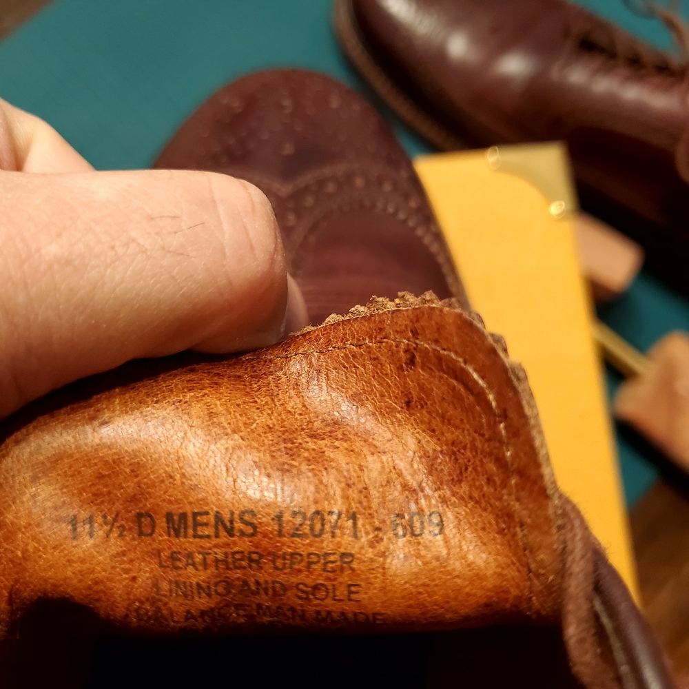 Florsheim - Goodyear Welted - BURGANDY Veblen long wing derby/blucher. - Picture 3 of 8
